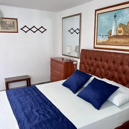 Apto Nuevo Conquistador, El Laguito Apartamento Cartagena