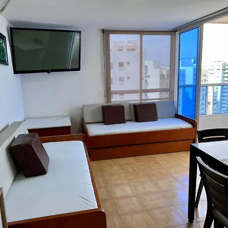 Apto Nuevo Conquistador, El Laguito Apartamento