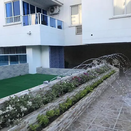 Apto Nuevo Conquistador, El Laguito Apartamento