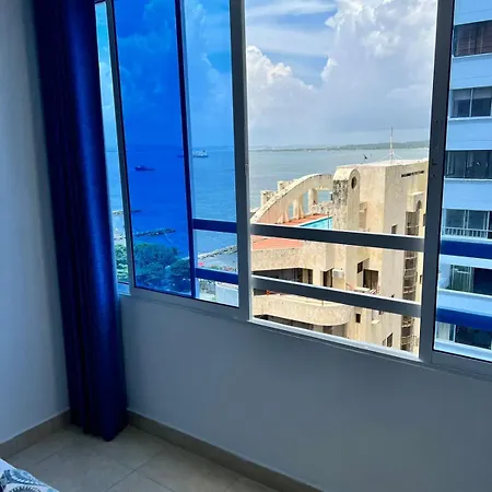 Apto Nuevo Conquistador, El Laguito Apartamento